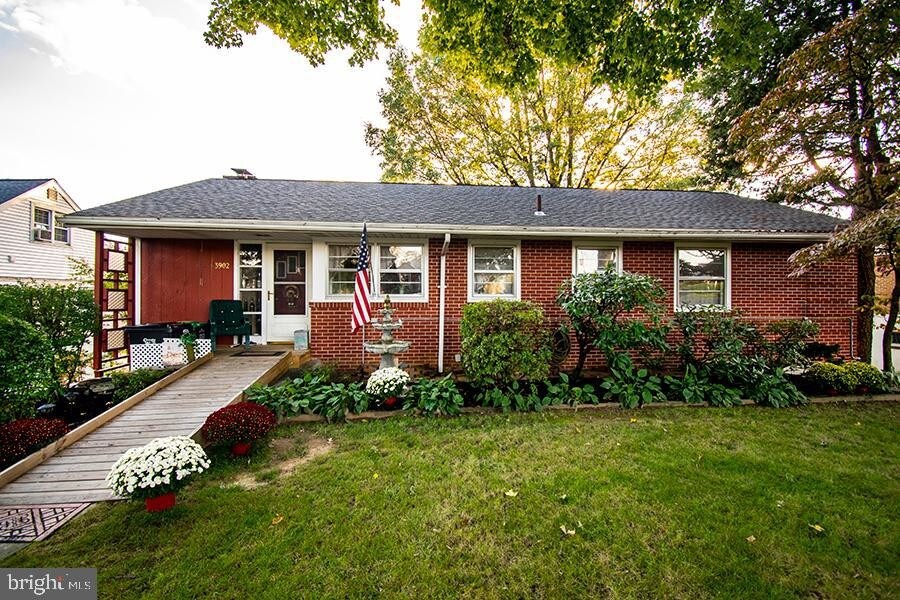 3902 Grant St, Reading, PA 19606 House Rental in Reading, PA