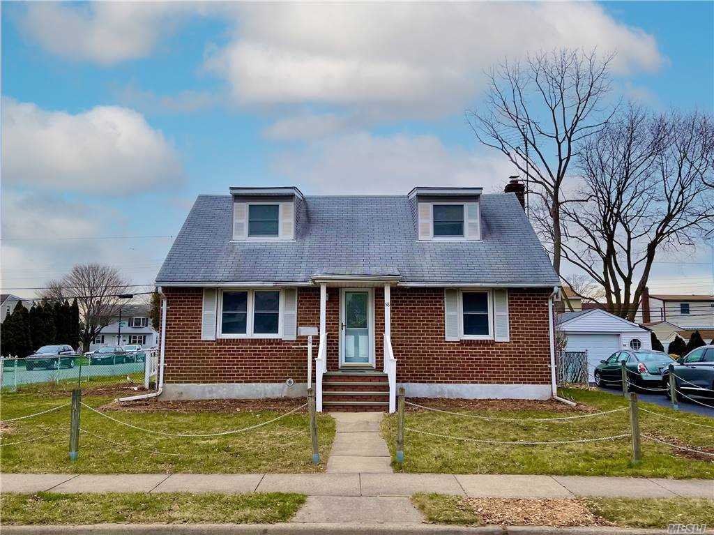 Primary Photo - 58 Linden Blvd