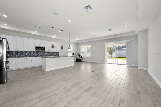 Building Photo - 21654 Billowy Jaunt Dr