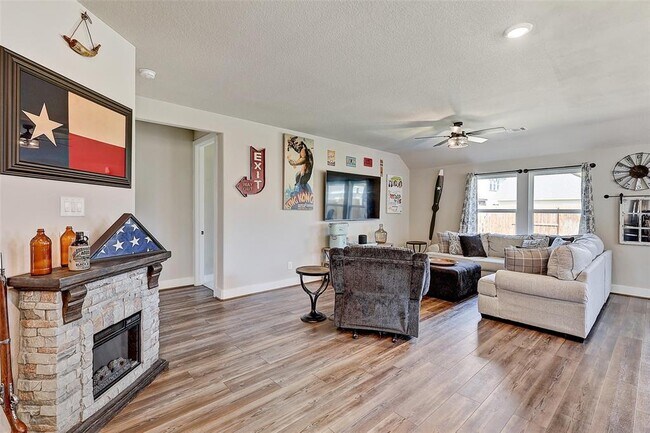 Building Photo - 17861 Hanson Rdg Ct