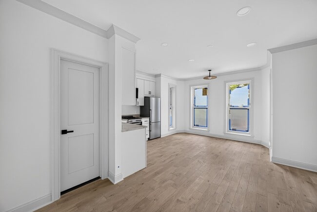 Photo - 311 East Capitol St SE (Washington, DC) Apartment