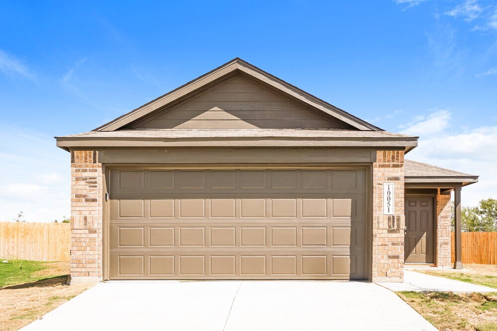 Foto principal - 10051 Mather Way