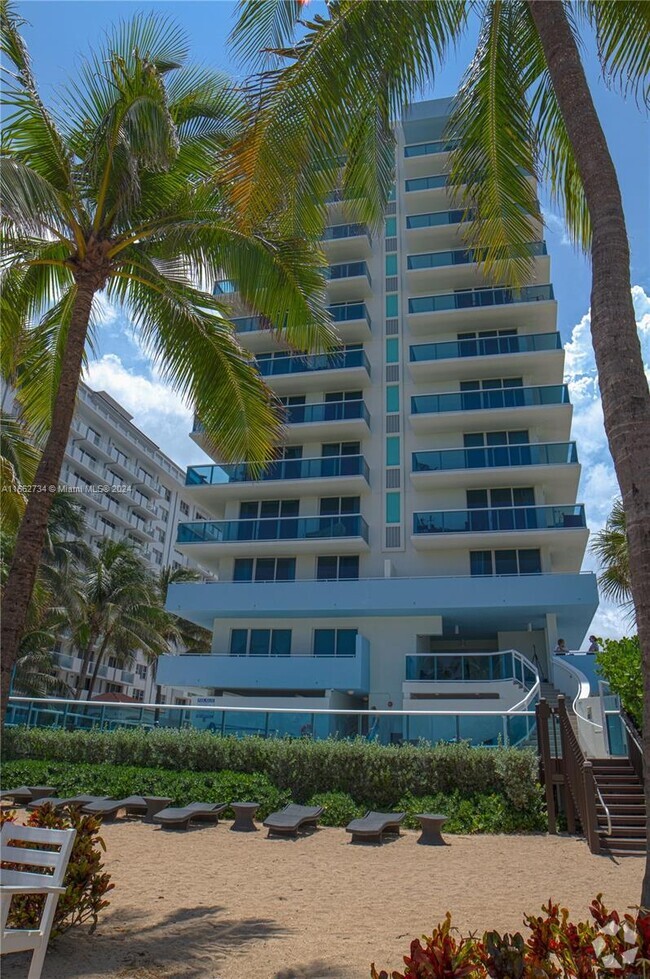 Building Photo - 9201 Collins Ave