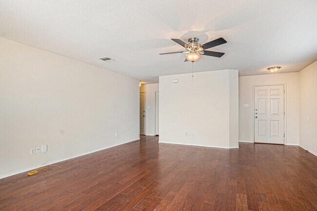Foto del edificio - Ready to Go in North Fort Worth!