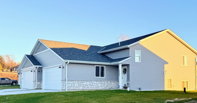 Foto del edificio - 5989-5991 Hanson Ct