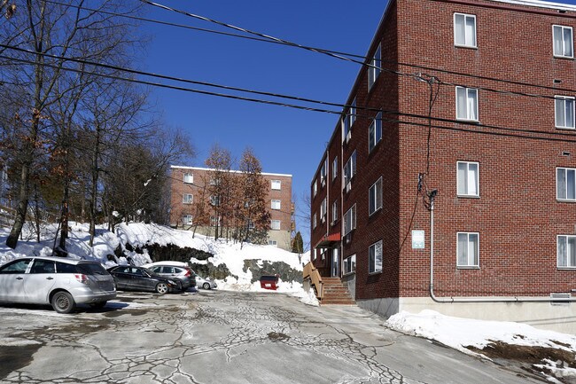 Building Photo - 356 Lincoln St