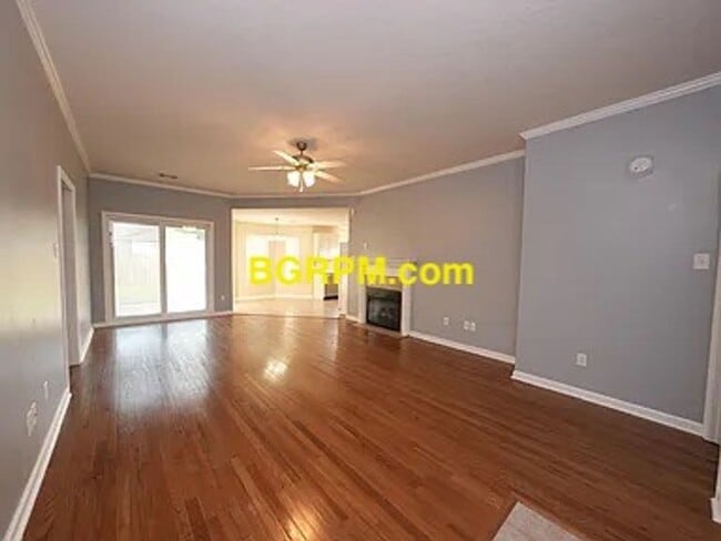 Building Photo - 4 Bdrm, 2 Bath, Cabot Home,