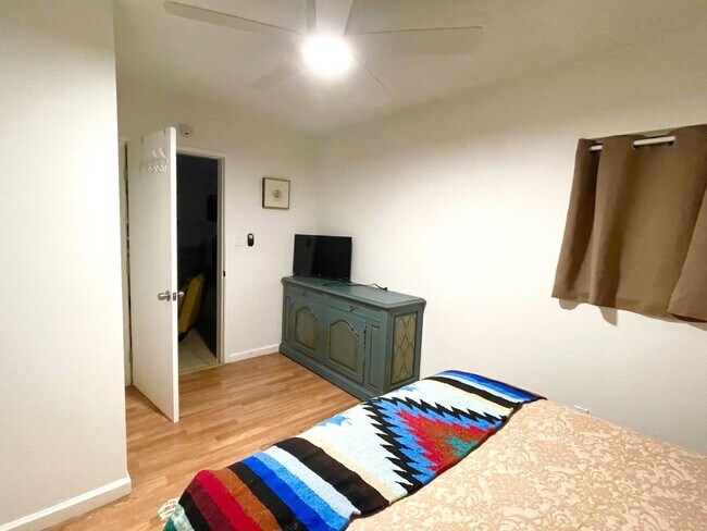 Foto del edificio - OLD TOWN YUCCA VALLEY 2+1 HOUSE - AVAILABL...