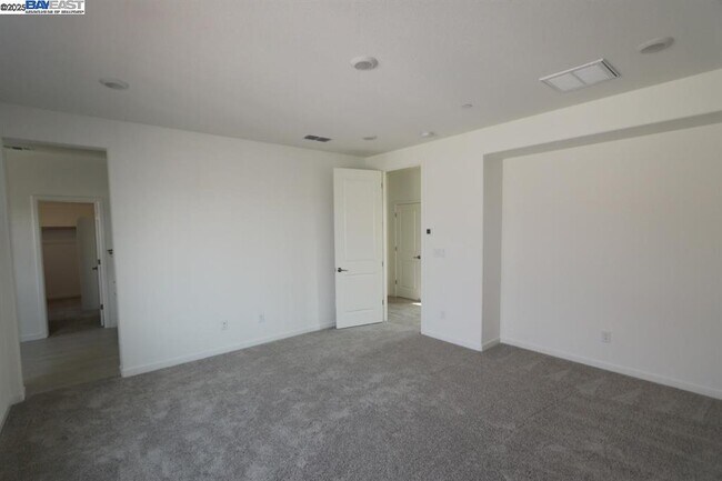 Building Photo - 3433 Cantor Dr