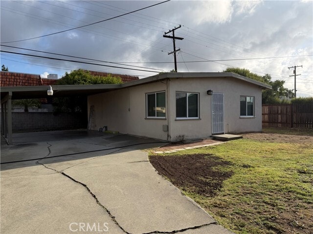 Foto del edificio - 5554 Riverside Dr