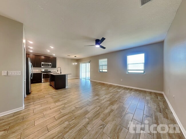 Foto del edificio - 4035 Wayfarer Wy