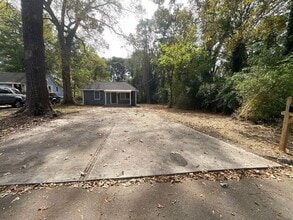 Building Photo - 2916 Grand Ave SW