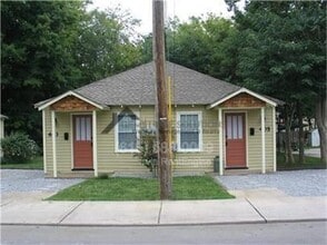 Building Photo - 405 Granbury St