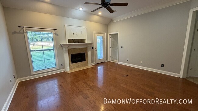 Foto del edificio - 105 Laurel Ridge Rd