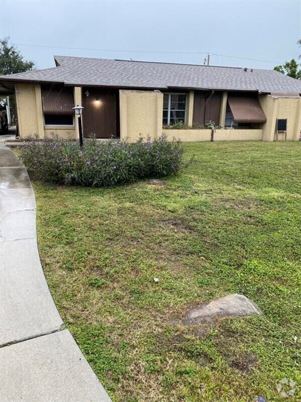 San Carlos Park North Apartments for Rent with Parking Fort Myers, FL