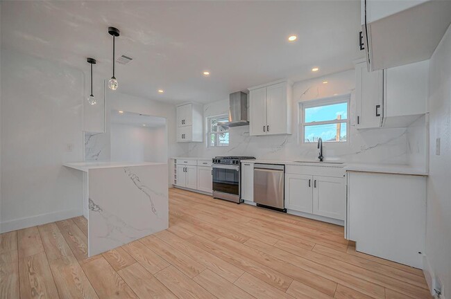 Building Photo - 2214 Nina Lee Ln