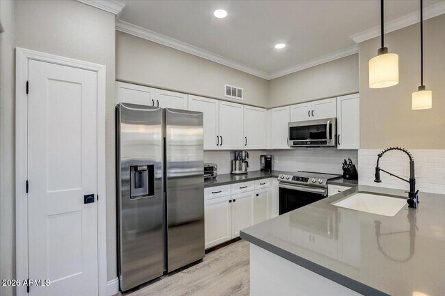 Foto del edificio - 19777 N 76th St