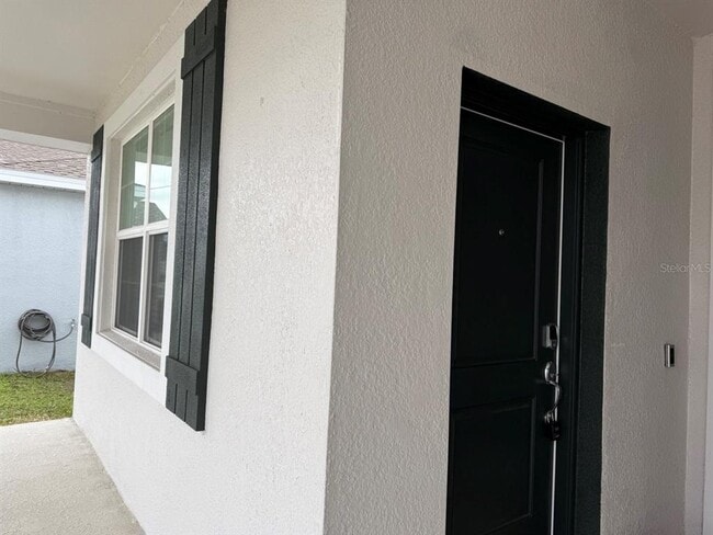 Building Photo - 2059 Punch Bowl Ave