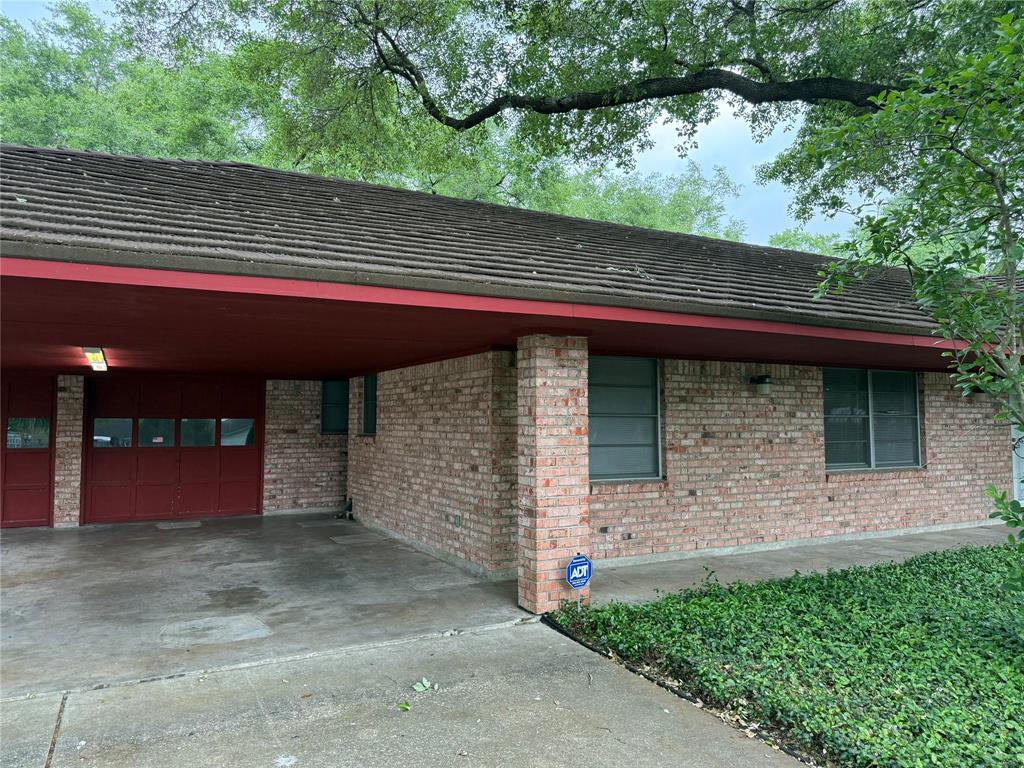 Foto principal - 1011 Pampa St