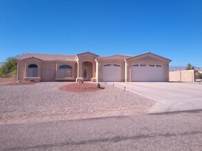 Building Photo - 2781 Inca Dr