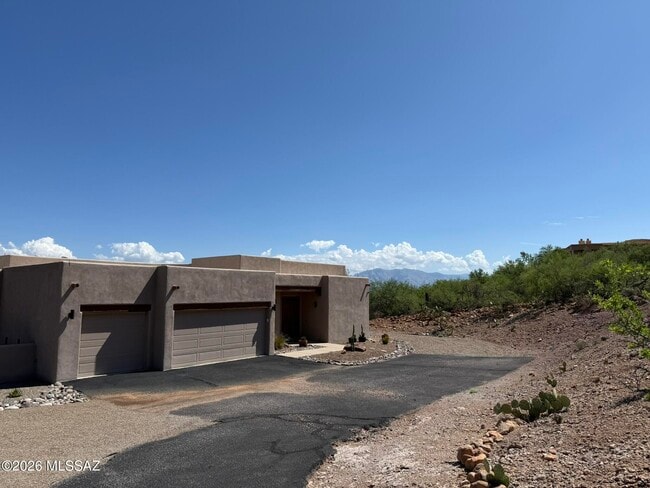 Building Photo - 4440 W Mountain Side Dr