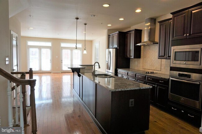 Foto del edificio - 407 Parkview Ave