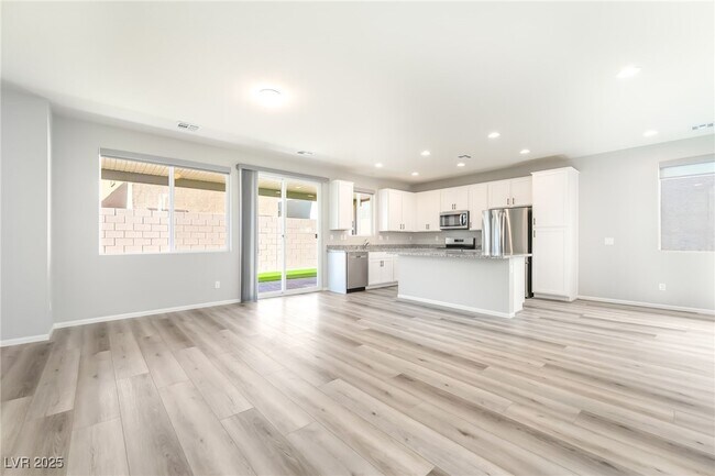 Foto del edificio - 8923 W Pebble Rd