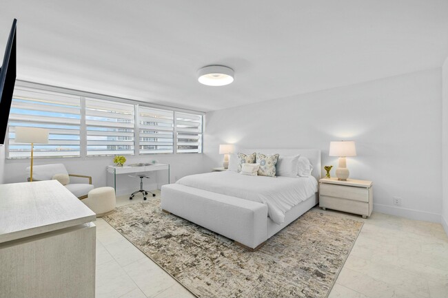 Building Photo - 400 N Flagler Dr