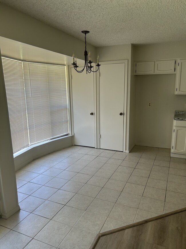 Foto del edificio - 540 Sierra Blanca Dr