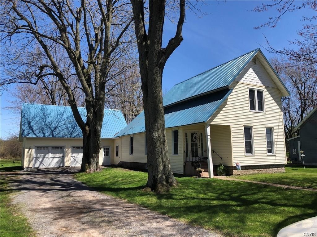 Primary Photo - 219 E Main St