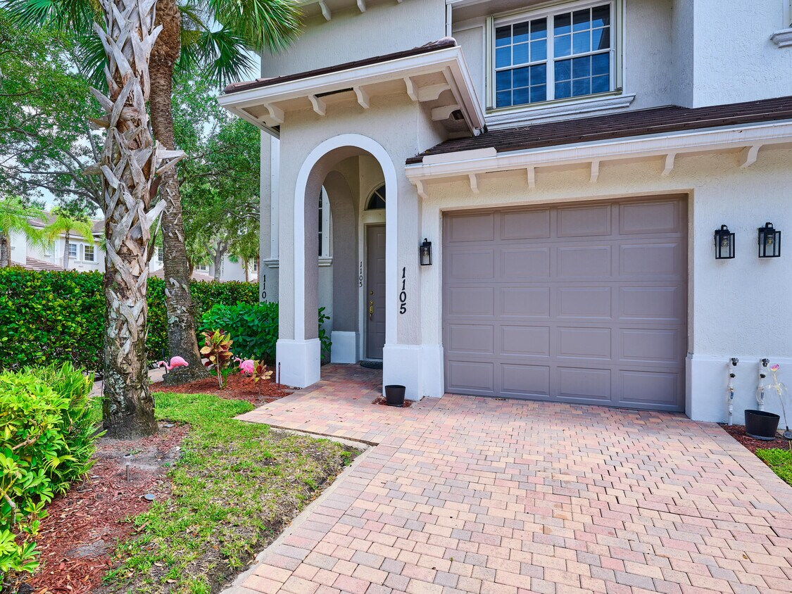 Foto principal - 6436 Bella Cir