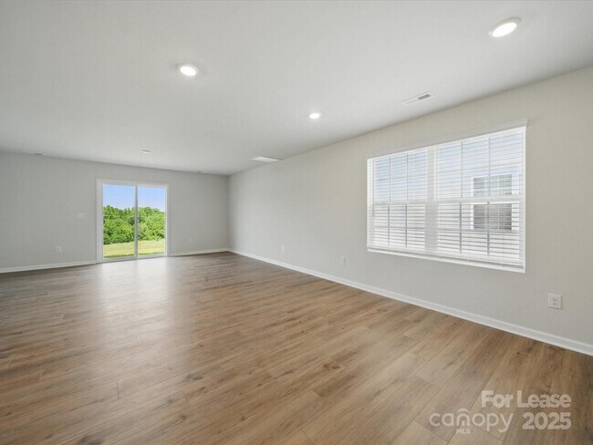Building Photo - 13300 Hampton Bay Ln