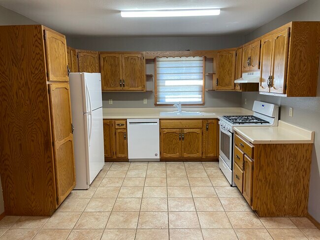 Foto del edificio - 2208 S Hawthorne Ave