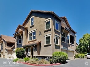 Building Photo - 2439 Torino St