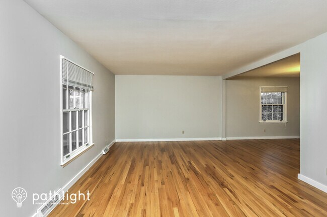 Foto del edificio - 195 River Bend Drive