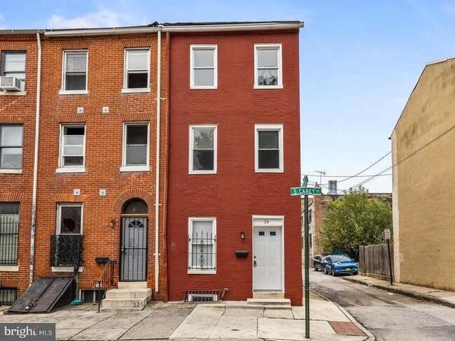 Building Photo - 16 S Carey St