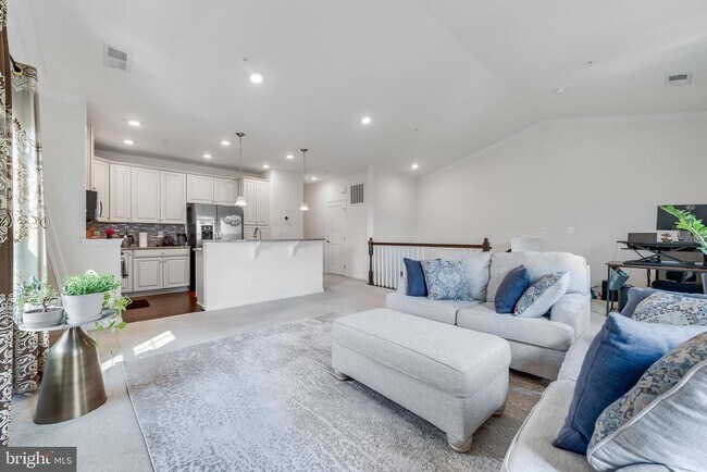 Foto del edificio - 42237 Piebald Square