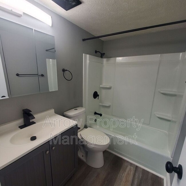 Foto del edificio - 3840 S 46th St