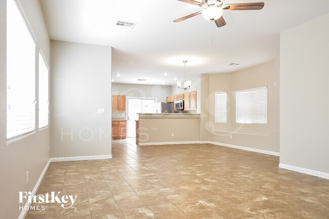 Foto del edificio - 9317 Gracious Lady St