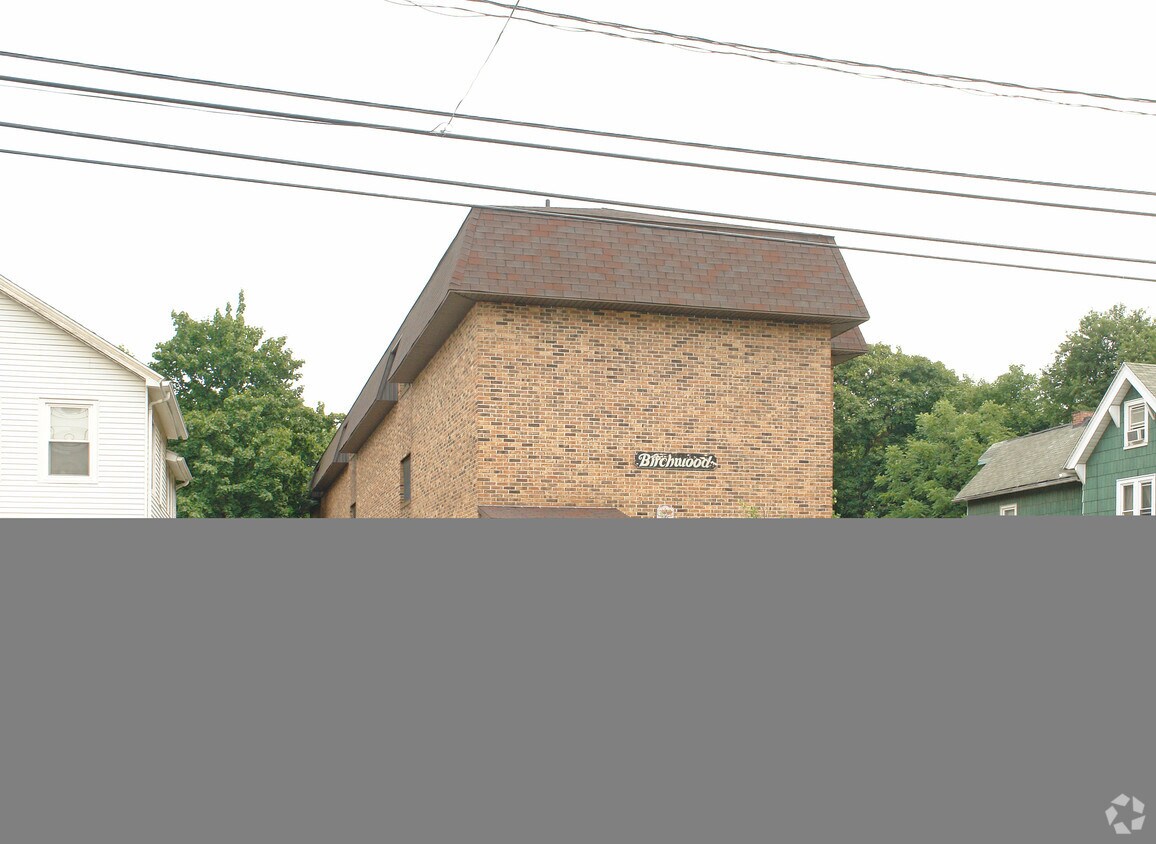 Building Photo - 66 Whiting St