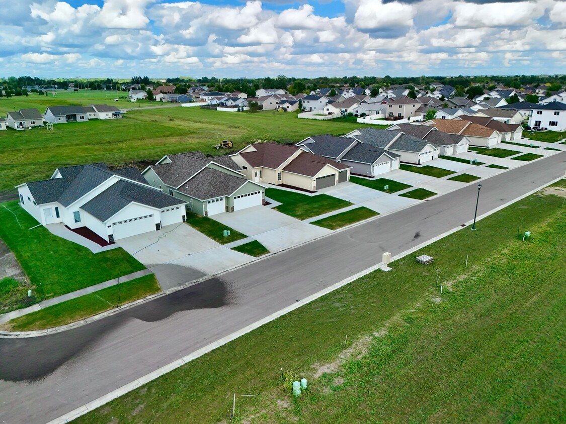 Primary Photo - Legacy Park Homes