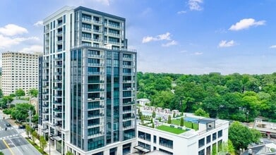 Building Photo - 2425 Peachtree Rd