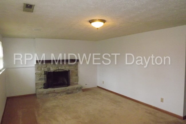 Building Photo - 6376 Taywood Rd