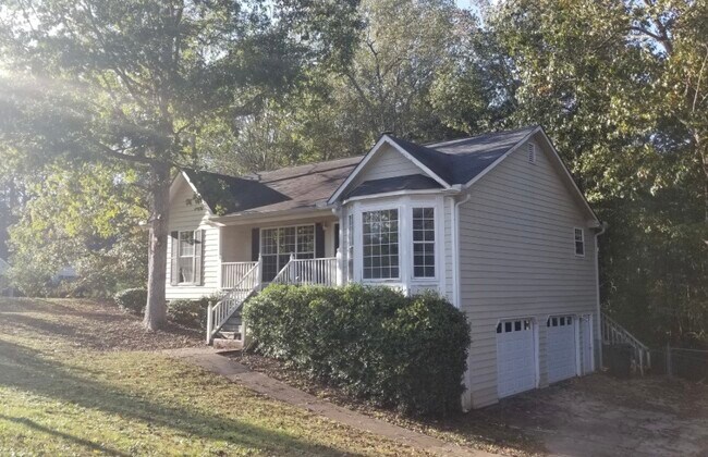 Foto del edificio - 3708 Willow Tree Cir
