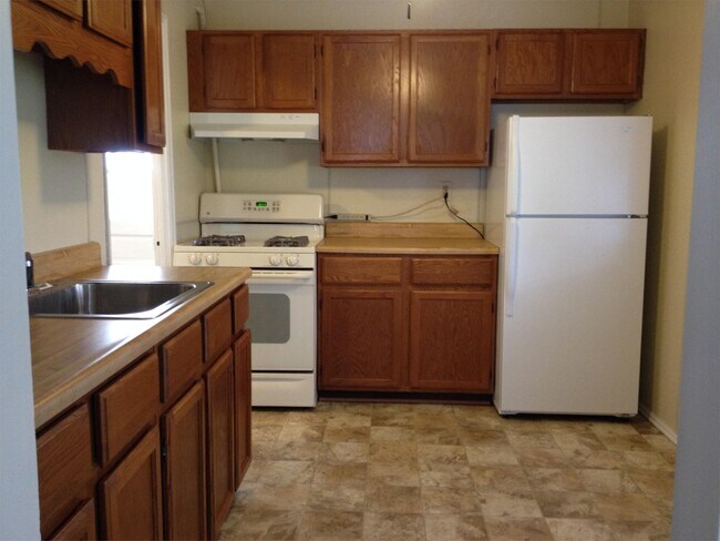 Building Photo - 206 Sandy Ln
