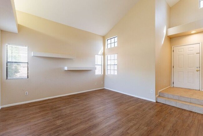 Foto del edificio - 630 W Cassidy Pl