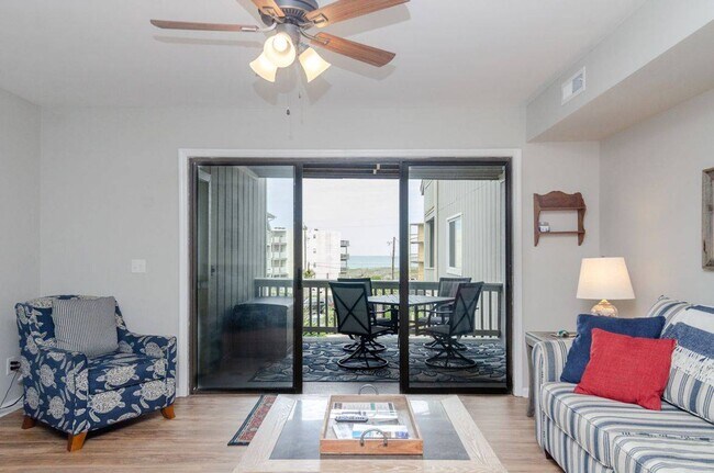 Building Photo - (C289) 1801 Canal Drive, Unit D-11, Caroli...