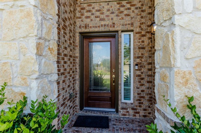 Building Photo - 1914 Amber Trail Ln