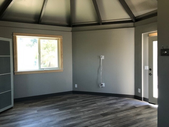 Building Photo - Private Beautiful Yurt Studio - home in Fletcher Hills