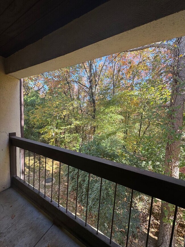 Building Photo - Questions please contact Joshua LaFever 50...